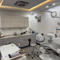 عيادة كاملة للبيع او جهاز اسنان / بسعر مناسب للاستفسار (07721024325) ت...