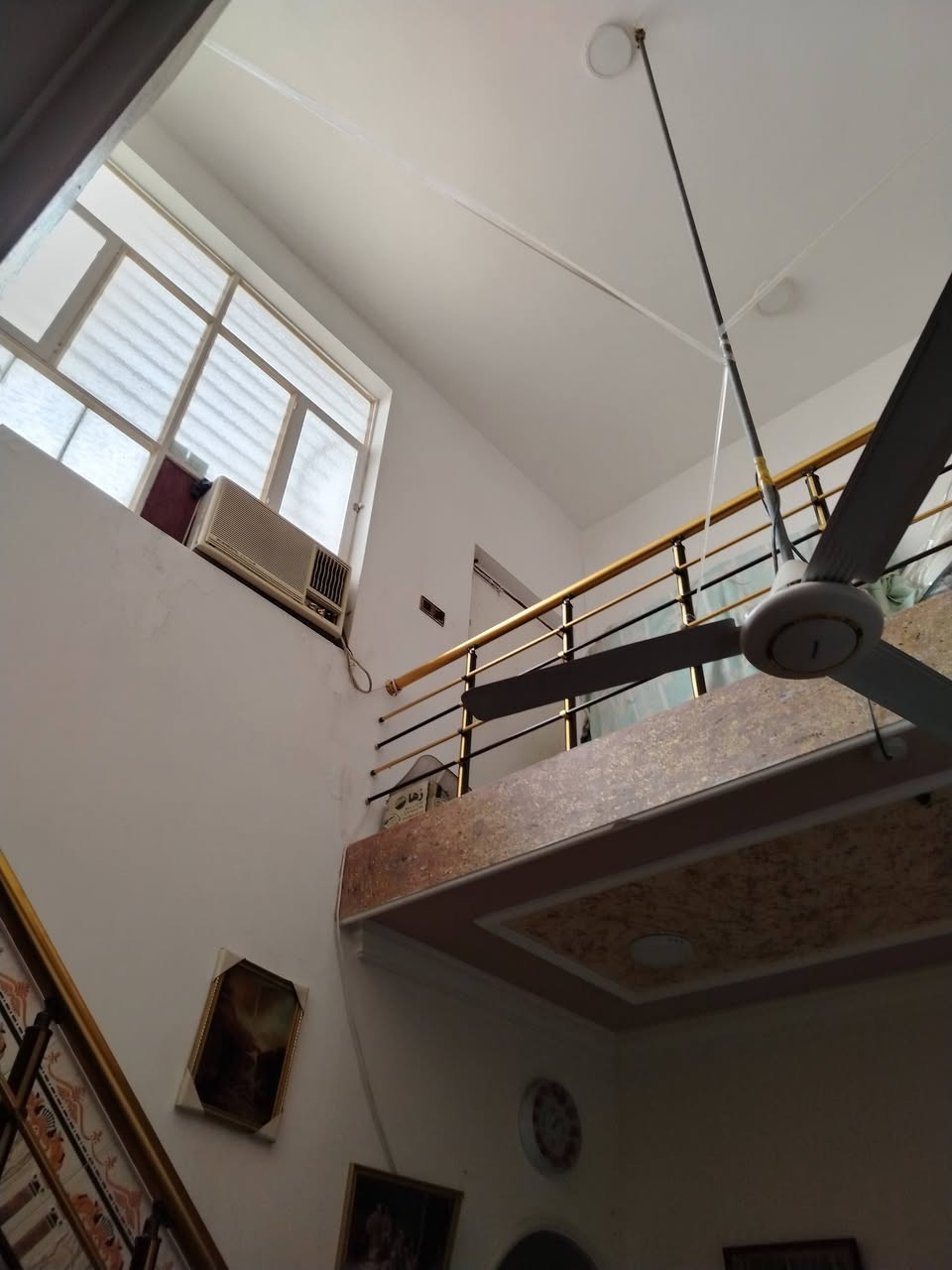 بيت في الرفيعي ١٠٠ متر مربع بناء درجة اولى اي استفسار اتصال بالرقم ***********
