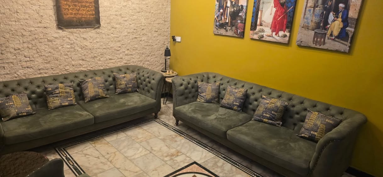 قنفات صنع تركي مستخدم للبيع
السعر 450 الف
العنوان بغداد حي اور


**إذا كنت صاحب هذا الإعلان وتريد حذفه لأي سبب، رجاءا أرسل رسالة إلى الدعم الفني**