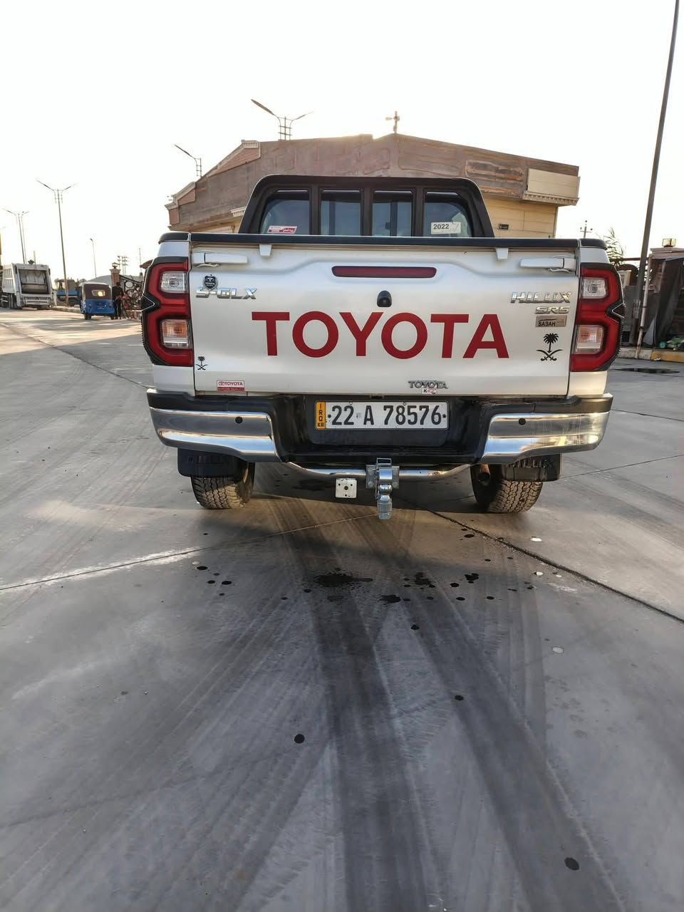 السلام عليكم تيوتا هايلوكس فور ويل 2022 مكفوله كفاله عامه سياره جديده ماشي 100 سعودي  باب اول بصمه فول مواصفات كير عادي  مثبت سرعه تبريد خلفي رقم اربيل   تحويل بسمي السعر 3 دفاتر  وبيه مجال  استفسارر على هاذه رقم ***********
