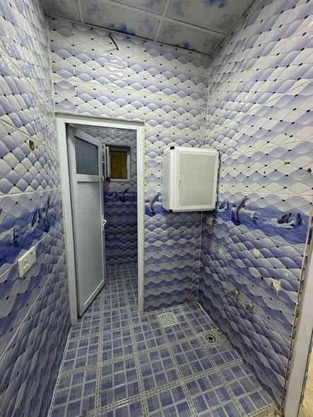 دار للبيع 100 متر + غرفة في السطح طابو ملك صرف في منطقة حرية قرب شارع مطعم فلافيلو
السعر 85 مليون وبي مجال  
***********
