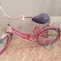 بسكليت • نضيف