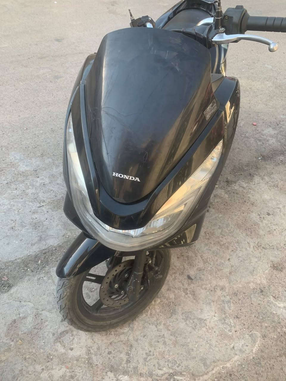 دراجه pcx جيل ثاني ياباني دراجه مكينه ممفتوحه ابد مكاني بغداد المنصور ***********
