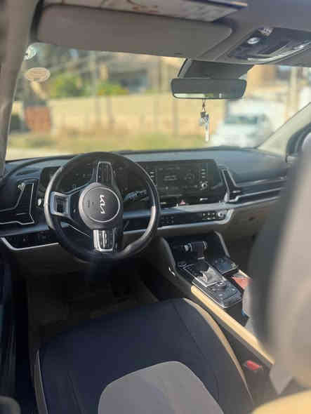 السلام عليكم

للبيع فقط
كيا سبورتج 2023
فول 1/1

خليجية وكالة الدولية 

ماشية / 57 الف كيلو متر 

مكفولة من التبديل والصبغ
فقط بارد بسيط جاملغ امامي يسار 
وباب خلف سائق بيه شبر بارد فقط

غير شي اني اتحمل السونار

بصمة
تشغيل عن بعد
دبل كرسي كهرباء
شاحن وايرليس
بانوراما
تدفىة كشنات 
داخل جلد
رادار ب مري
جنطة كهرباء
تعتيم ذاتي ب مري
حساس امامي
حساس خلفي
مود درايف
سايد بريك بصمة 
مانع انحدار

الخ من مواصفات الفول

السيارة مغلف كشناته جلد اصلي
ومغلف ارضية هم 
نضيفة كلش وجاهزة
رقم اربيل تحويل كبل احولك هزة وسنوية جدد

السعر 23.000$
بي مجال بسيط

عنواني بغداد البياع
*********** بغداد
