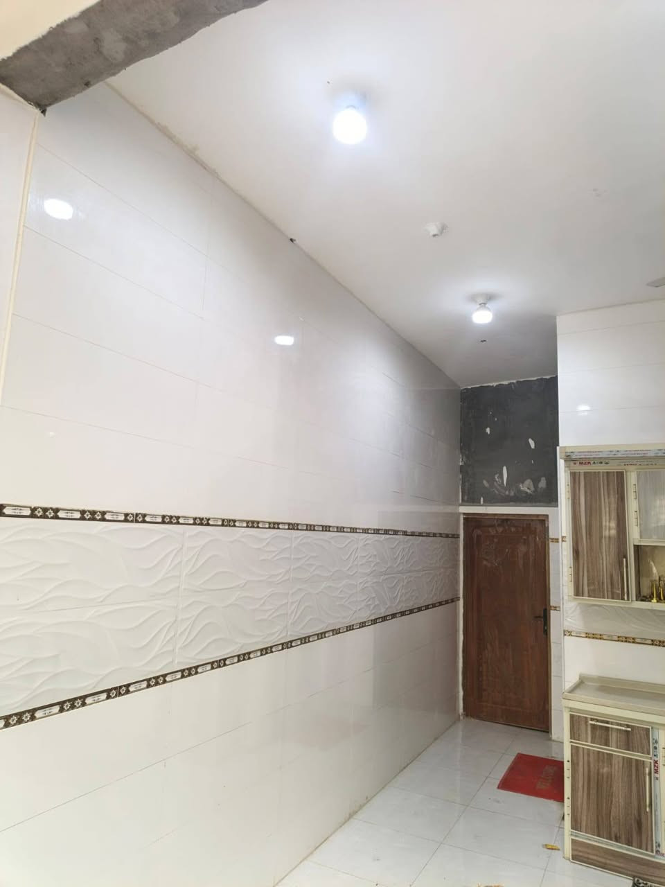 بيت البيع ابو الخصيب جامع الشهيد طه دورة ام زباله 100 متر طابو زراعي وكاله محكمة شارع تبليط كهربا ماء نبيريا 
ديوان وصلة مطبخ 4غرف نوم حماد عدد2صحيات خارجية 
***********
