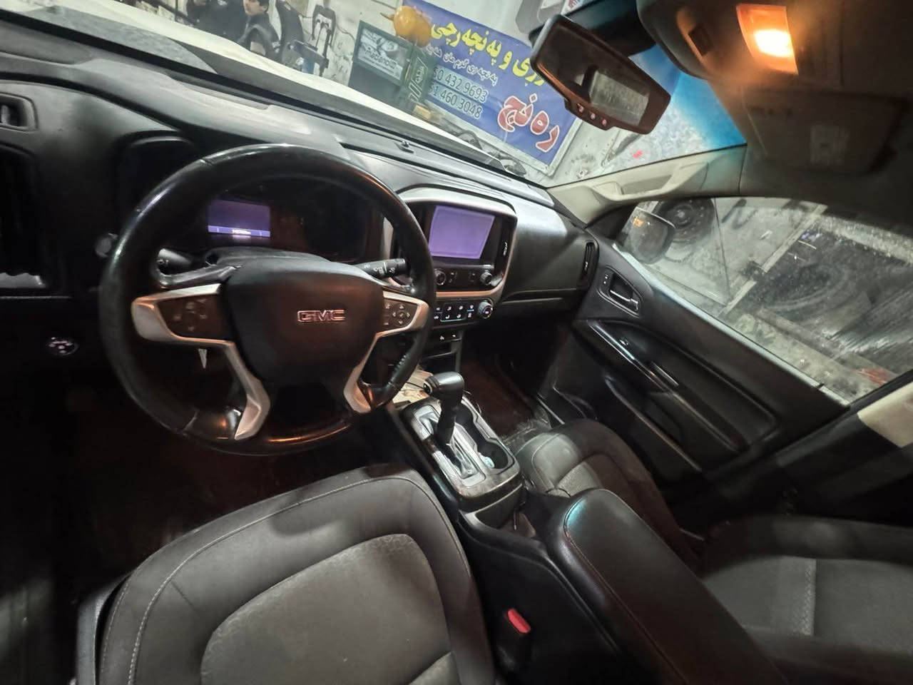 جمسي كانيون موديل ٢٠١٩ 
ضرر ٣ قطع امامي مصبوغ بيها شوية دواخل بدون شاصي ايباك ستيرن سيستم
موصفات SLT تو ويل 
٩١ الف ميل ماشية
٦ سلندر محرك ٣٦٠٠
بدون مراوسة ￼￼سعر ١٨٣
مكان السيارة اربيل أربيل, العراق


**إذا كنت صاحب هذا الإعلان وتريد حذفه لأي سبب، رجاءا أرسل رسالة إلى الدعم الفني**