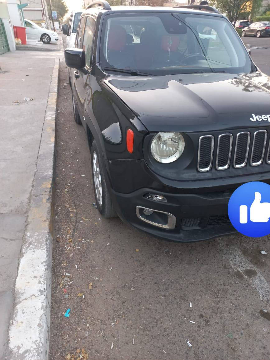 السلام عليكم جيب رنجيد ٢٠١٩ فئه لاتيتود 
فول ما عدا الفتحه 
شاشه car play 
بصمة 
فول تحكم ستيرن 
ماشية 46 الف
السعر 135 وبيها مجال
*********** مكانها بغداد شارع 52
