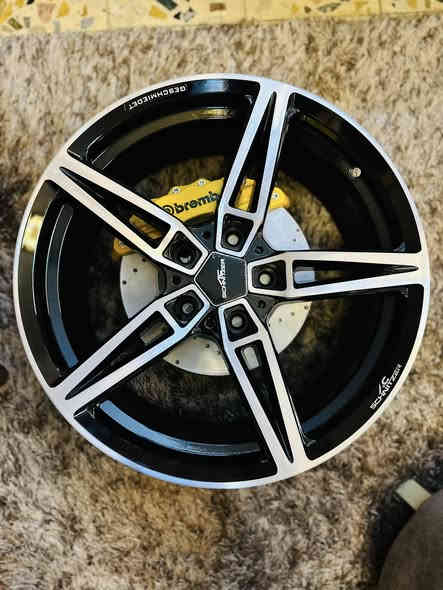 السلام عليكم 
تخم ac شنايزر قياس 18 اصلي مال حاوية قطعة جدا مميزة عرض 9 انج 
سعر 400$ 
بغداد مجمع مشن تقاطع زيوت معرض الصفار يتوفر توصيل 
للاستفسار واتس اب ***********
