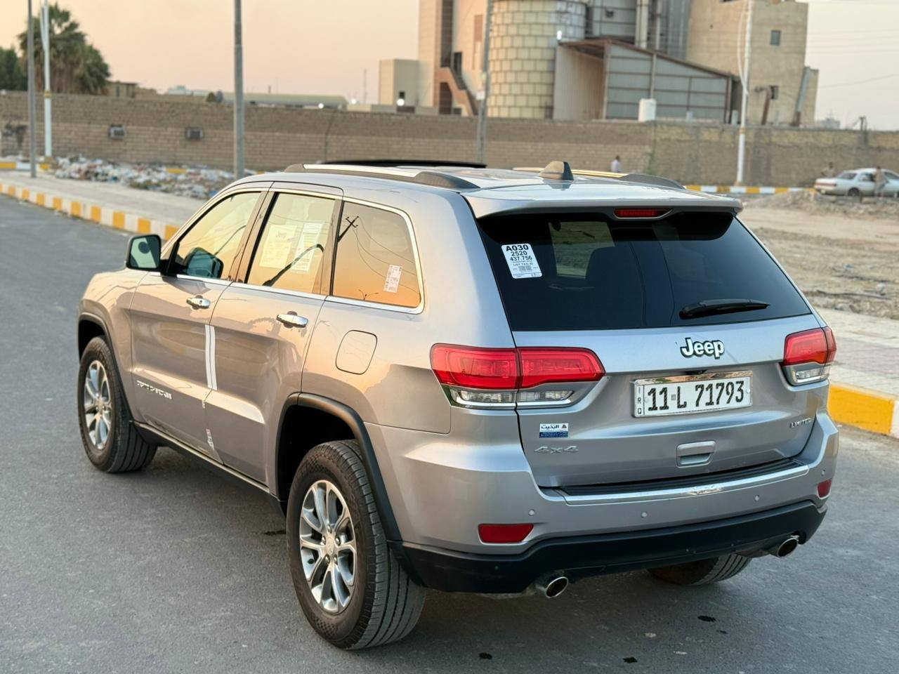 السلام عليكم
جيب لا ريدو 19مسجله 2022 رقم بغداد  دولي سنويه لغايه 2030
السياره وارد امريكي ضررها جاملق وبنيد بدون ضرر داخلي فقط والباقي كفاله
موصفات فول 1/1
فتحه
بصمه
6سلندر
ماشيه 66
بعد بيها هواي موصفات السياره جديده بمعنه الكلمه مكينه كير تبريد حداده على وضع الشريكه اي نقص مابيها وشرط احلا من صوره 
العنوان البصره
السعر170
رقم ***********
رقم*********** البصرة, العراق
