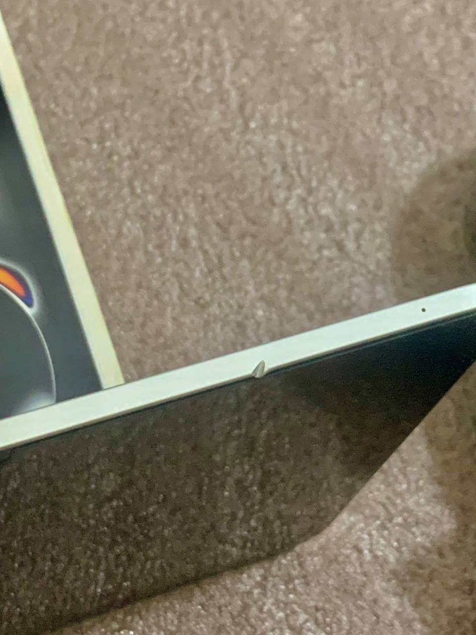 ايباد M4 نضافه ١٠٠ استخدام شخصي
فقط بي طخه شاصي ومو يم الشاشه ابد انطيك ضمان اذا واصله للشاشه تاخذه بلاش 
مراوس ويا ايباد ريد مجك استرا فقط مكاني موصل


**إذا كنت صاحب هذا الإعلان وتريد حذفه لأي سبب، رجاءا أرسل رسالة إلى الدعم الفني**