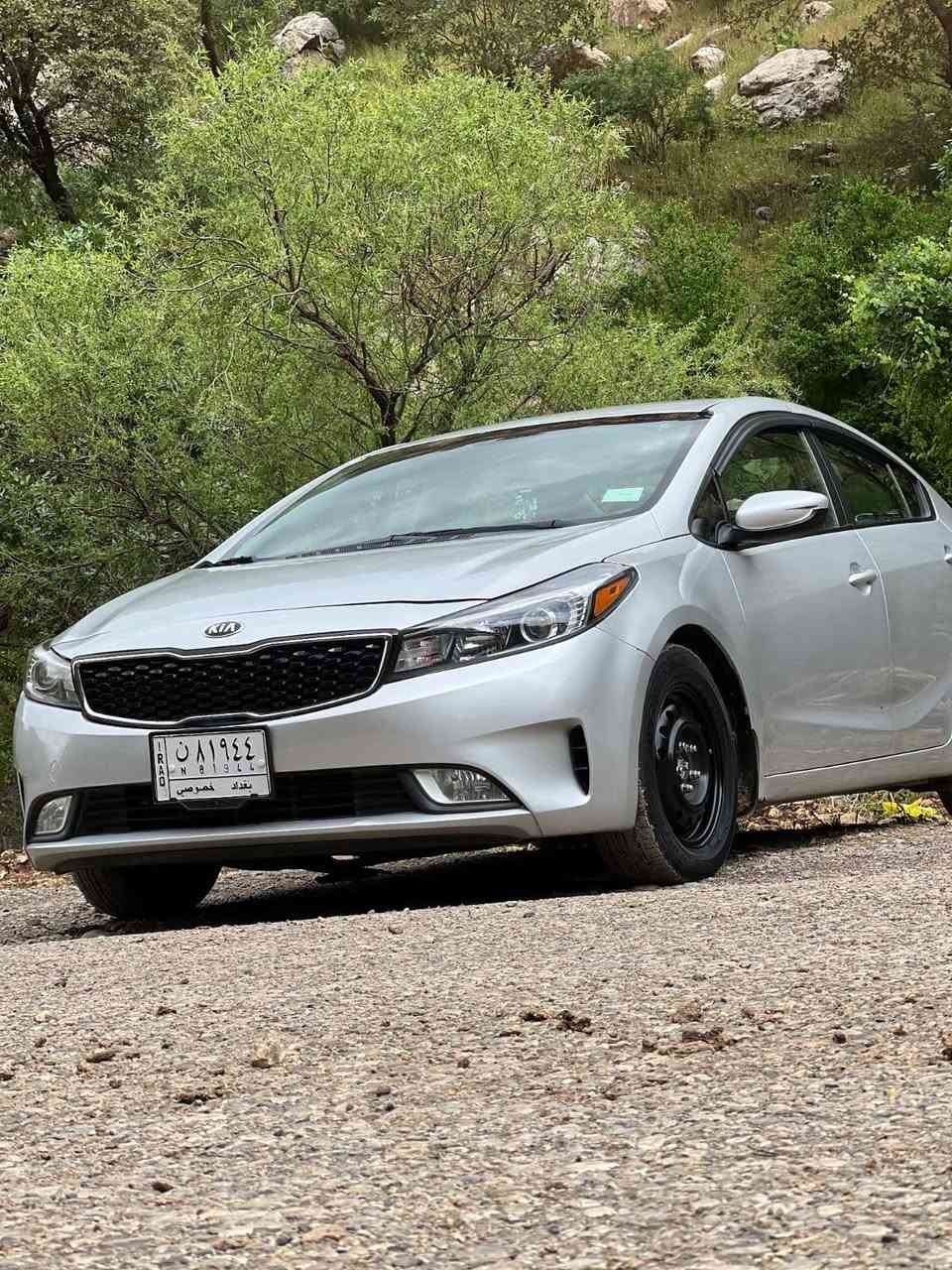 كيا فورتي 2018 
حادث قطعتين 
السيارة حلوة ومرتبه وجاهزة من كل النواحي
 صدر جديد 
تخم تاير جديد
لايت زنون 
السيارة سعرها ١٢٣ ورقة وبيها مجال بسيط بغداد, العراق


**إذا كنت صاحب هذا الإعلان وتريد حذفه لأي سبب، رجاءا أرسل رسالة إلى الدعم الفني**