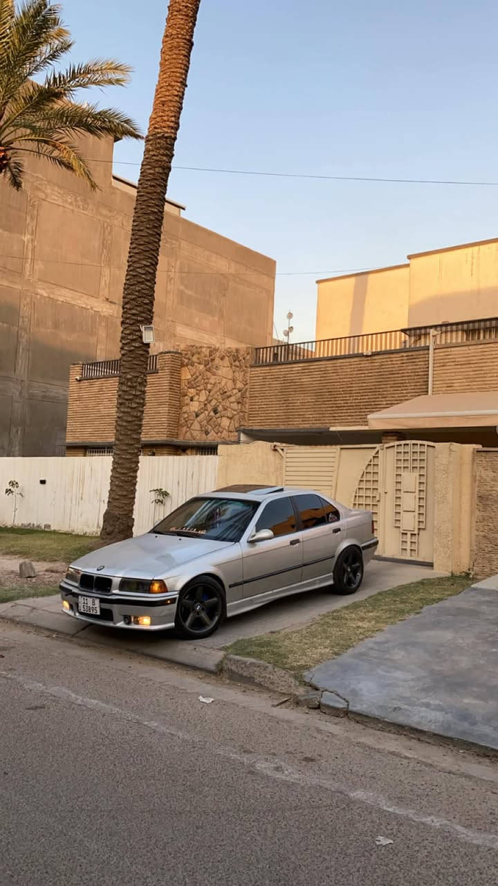 E36
موديل91
مكينه 20مسكر تفرعاته مال28 
ضفيره سيمنز عقل سيمنز برمجه عليها كزوز رياضي كي ان 
كير عادي شور شفت
اكسل قفلة3/23ثمن براغي
مري m دعاميات m دركه m دوسm
الويل شنايزر جديد  حجم17
غرفته 80/100نضافته كهربايته كله شغاله  كلوب جنطه كلوب بنيد كلشي بيه يشتغل وبلادي  رقم بغداد  الجديد  
تنته جام  طكتين  لوحيده تجي هيج جام 
سنتر لوك  اربع بوب وجنطه وقبق بانزين
وتبريد بس فانن 
سعر 58 وبيها مجال للشراي 
واي نقص بيها ينزل من سعر لين هيا مابيه نقص كلشي شغال بيه 
***********
