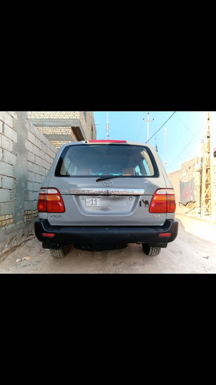 السلام عليكم 💛
للبيع : تيوته 🦾
نوع : راندكروز 👑
موديل : 2001
لون : مميز 🥇
محرك 5700/8V 🚀  طيران 🧿
مكينه وكير  شرط لا تبخر ولا تنقص 
كير عادي 🦂
فور ويل شغال 🕷️
تخم تاير جديد 🥈
باتري جديد 🥉
السيارة حداديه كامله 
السيارة معمره مال جناي
السيارة كهربائيات على وضع الشركه ❄️

  السعر  120 أو بيها مجال.
        دفتر وعشرين 💵

للاستفسار الاتصال ***********
