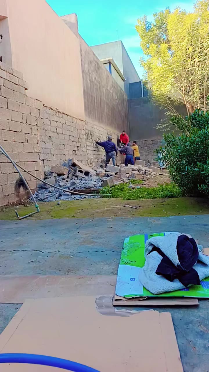 السلام عليكم متاح كادر عمل درجه أولى
حفر منهولات

تصفير بيوت وفرش سبيس مع الحدل

صب لاش ارضيه سيراميك 

تفليش بيوت ورفع انقاض

اشتغل كلشي عندك

والكادر مالتي متكامل 

ما عليك بكلشي بس رمشلي وتدلل

للتواصل ***********
