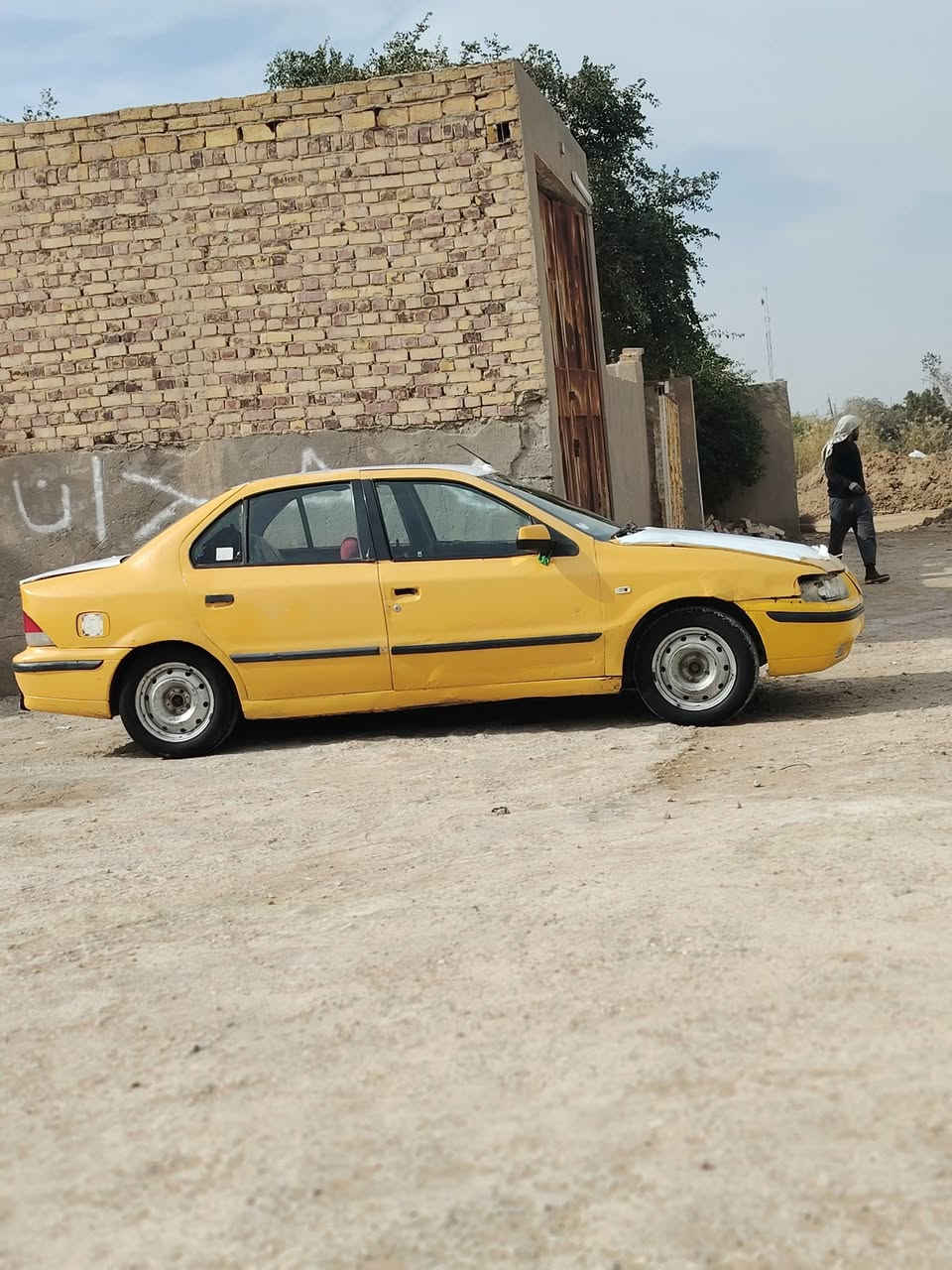 السلام عليكم سمند 2012
ابيع كوم حديد لاستفسار ***********
