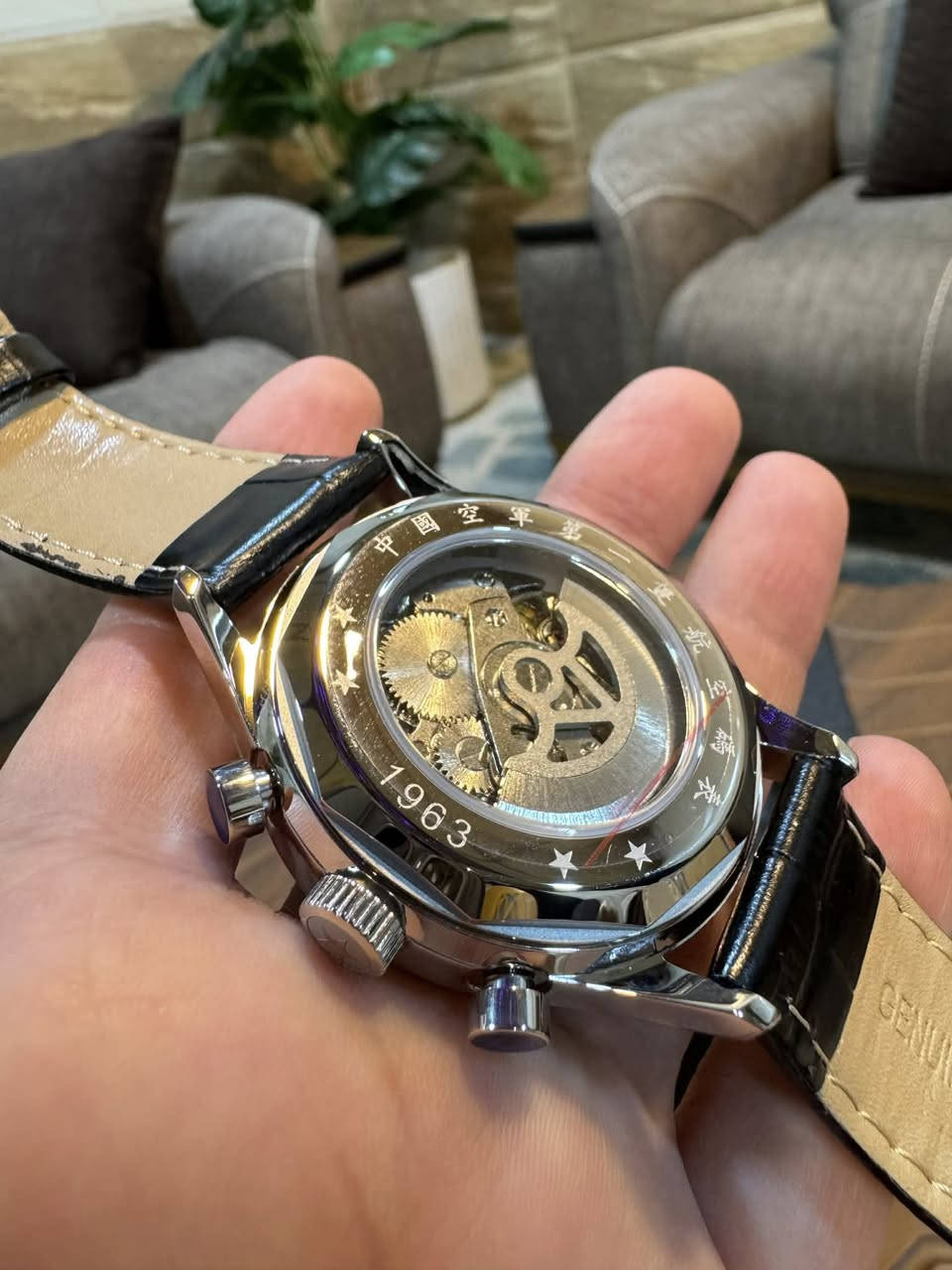 السلام عليكم
ساعة ميكانيك ريد ستار جديد ما مستخدم 
قيم وبالعافية 🌹


**إذا كنت صاحب هذا الإعلان وتريد حذفه لأي سبب، رجاءا أرسل رسالة إلى الدعم الفني**