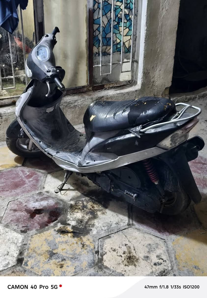 ***********
دراجة ماكس مكينة بلادية أوراقهة  جاهزة السعر  500 وبيهة مجال بسيط دراجة جديدة
