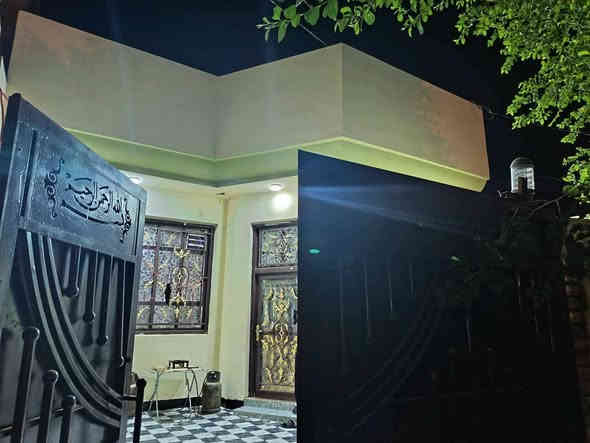 للبيع بيت طابو صرف
قظاء الدغاره خلف مدرسه الفرقدين الابتدائيه 
مساحه 150 م  واجه 7.5م نزال 20م بناء حديث درجه اولئ الطابق الأول كونكريت مسلح والثاني عكاده
يباع نقدا او على المبادره للاستفسار أكثر
الاتصال على الرقم
***********
