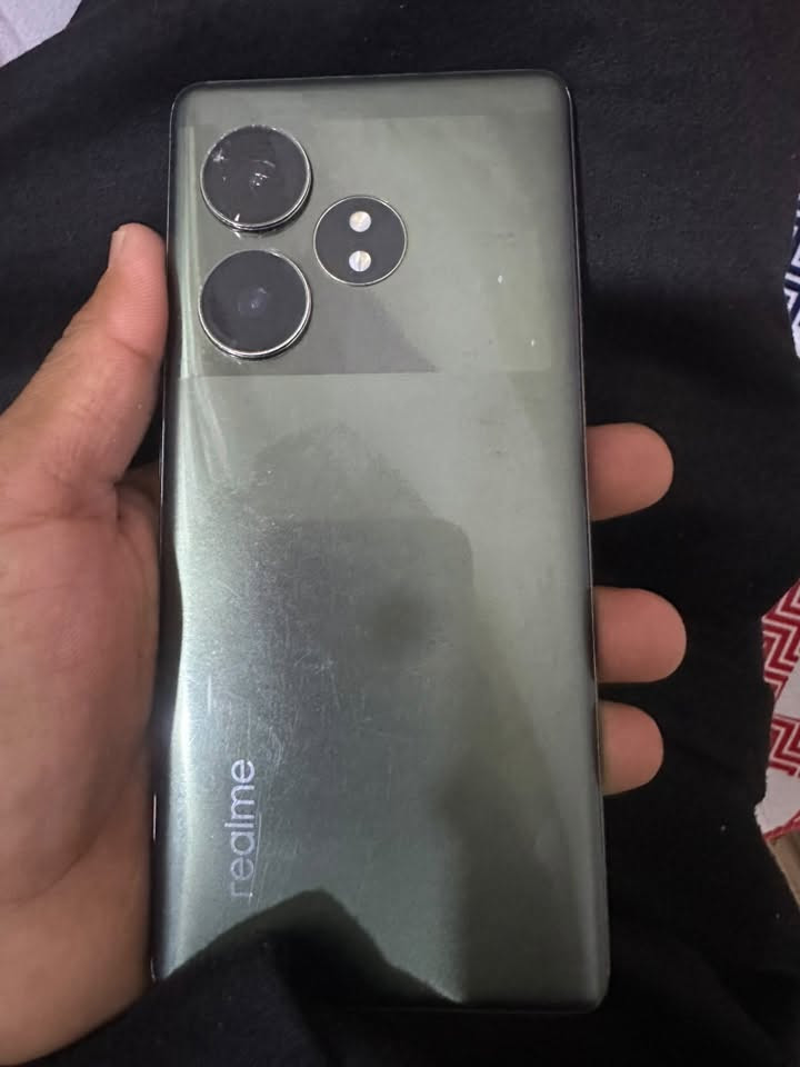 ريلمي جي تي ٦تي ذاكره ٢٥٦بدون ملحقات 
بي فطر من يم المامره بس ناماثر عالتصوير 
سعره ٢٨٠الف قفل 
مكاني ديالى خانقين 
***********
توصيل موجود فقط باعتماد
