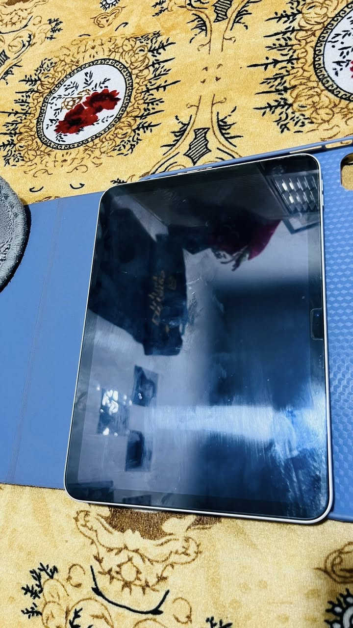 ايباد 11 ذاكرة 128 بطارية 100
نظافة فول مستخدم فقط شهرين 

السعر 500 و بي مجال للشراي

 ***********
