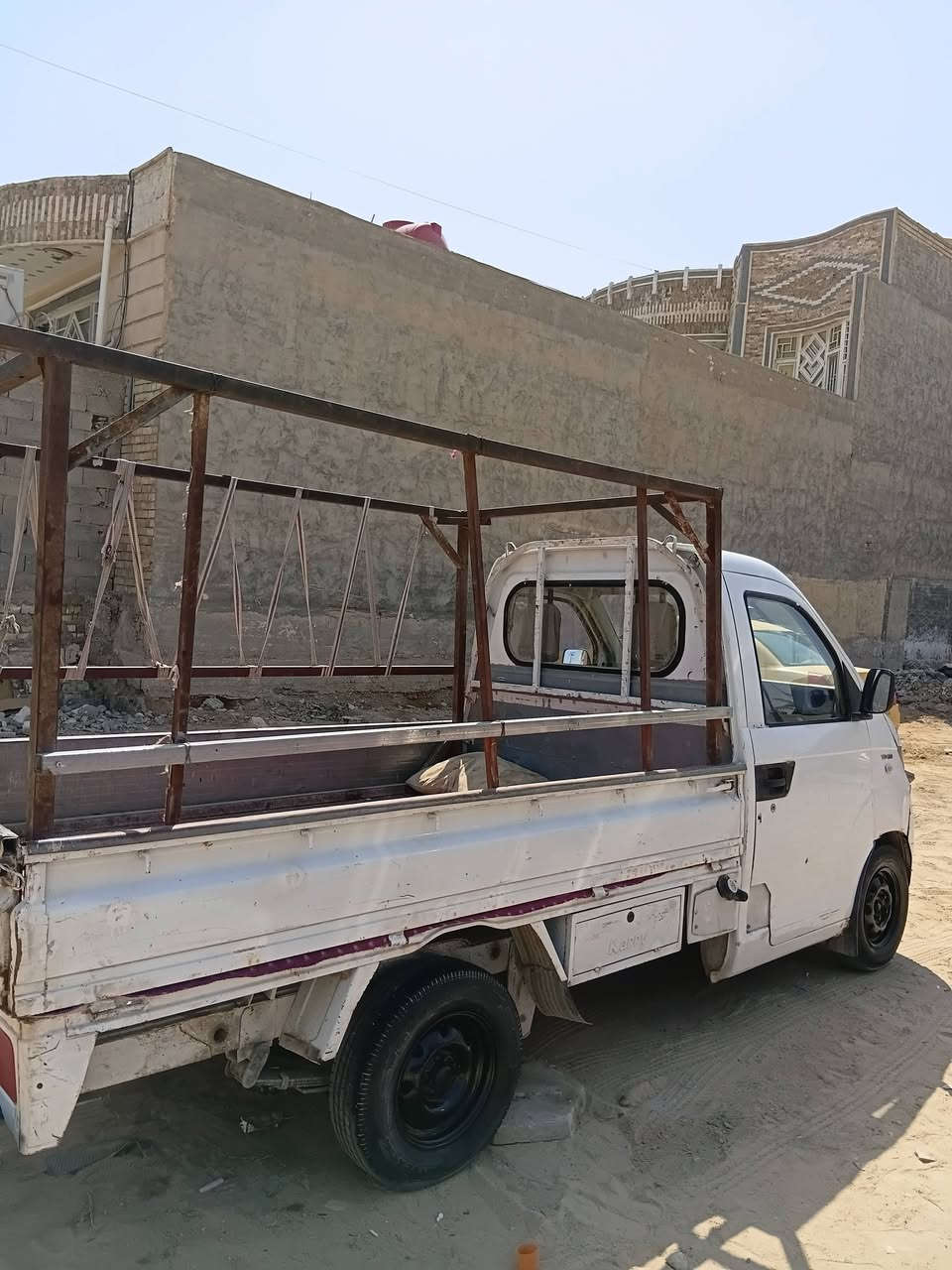 سلام عليكم شيري حمل البيع مكينه وكير واكسل جدد رقم بابل راعيه بغداد وراح رقمه من عندي سياره جهازه خير من الله  سعر 18 وبيه مجال  مكاني كربلاء *********** غير متواجد على فيس
