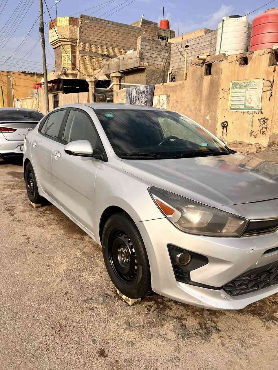 السلام عليكم اخوان #للبيع فقط
كيه ريو موديل 2022 معوقين بصرة وكاله عامه للمشتري 
كفاله عامه فقط صبغ نص بالبنيد حادث كلش خفيف 
مكينه 1600 دوش+ كير 8 نمر لمرغوب
شاشه كبيره 
تبريد ثلج
تخم تايرات 
تحكمات ستيرن 
مانع انزلاق 
مثبت سرعه 
سياره جديده خير من الله مستعجل ع بيع 
السعر 112 بيها مجال قليل 
الاتصال ع رقم  ***********
