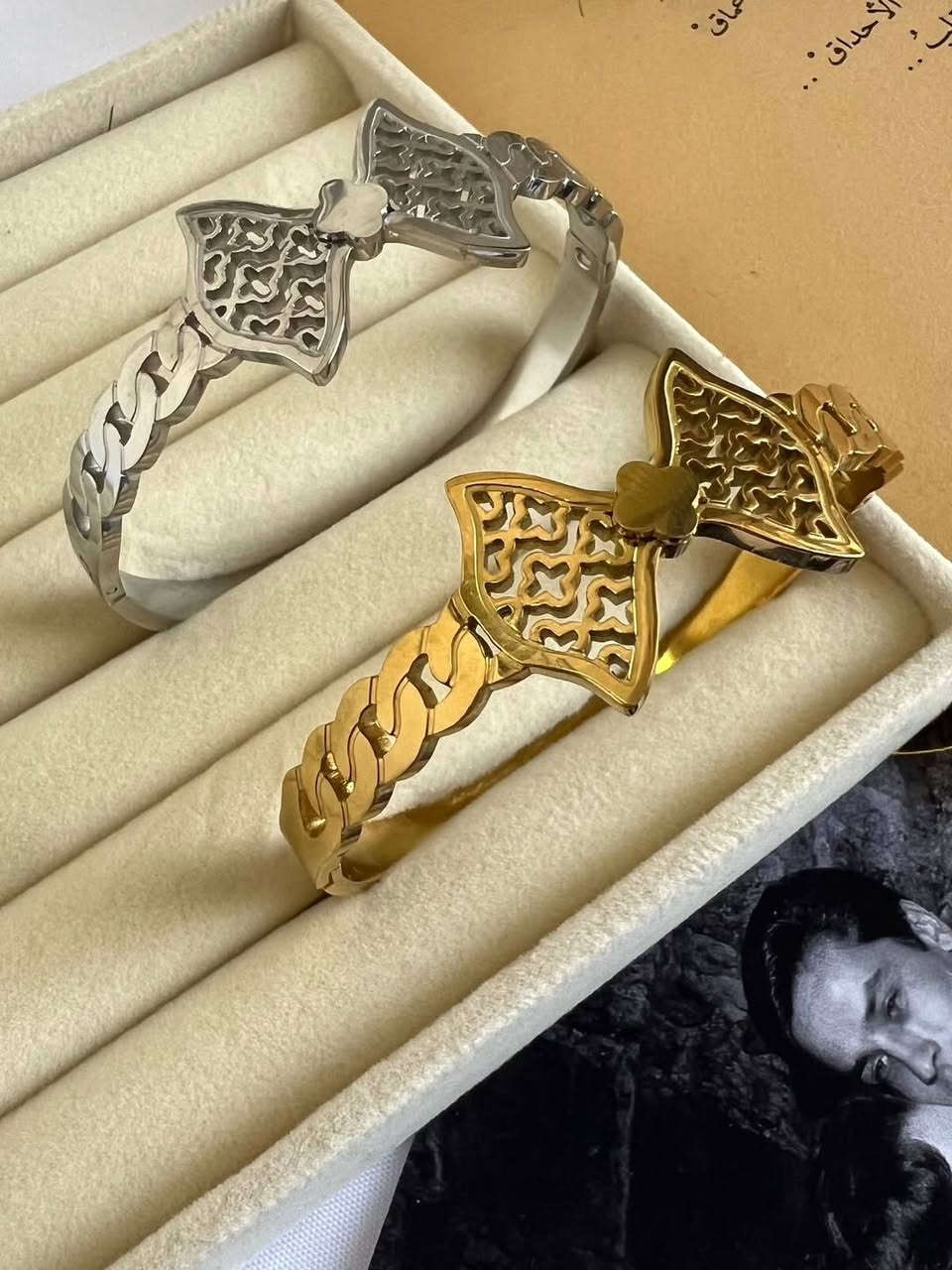 للطلب والاستفسار مراسلة الصفحة
يوجد توصيل لكل محافضات العراق ✨


**إذا كنت صاحب هذا الإعلان وتريد حذفه لأي سبب، رجاءا أرسل رسالة إلى الدعم الفني**