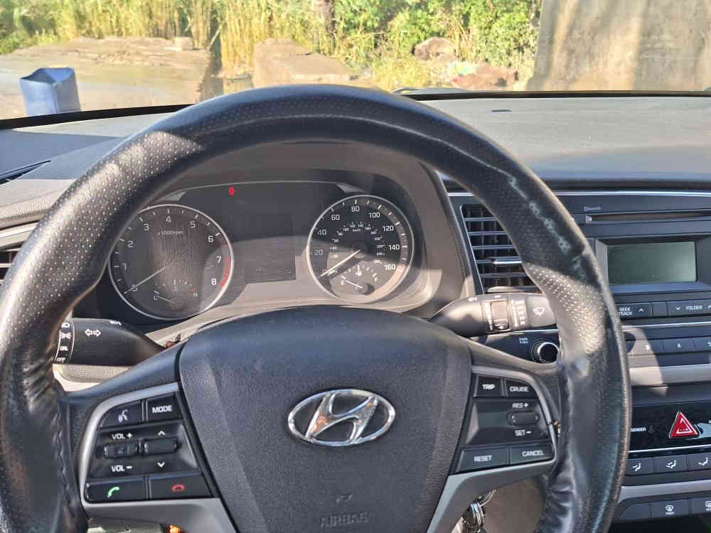 السلام وعليكم النترا للبيع موديل 2018 امريكيه اربيل بأسمي سياره جديده مكينه كير كفاله ماكينه 2000 دوش سياره بيها قطعتين فقط تخم تاير جديد سياره كلش حلوه وجاهزه مال جناي صور الحادث مرفقه مع المتشور سعر 127 وبيها مجال مكان الديوانية قضاء الشامية رقم الهاتف. ***********
