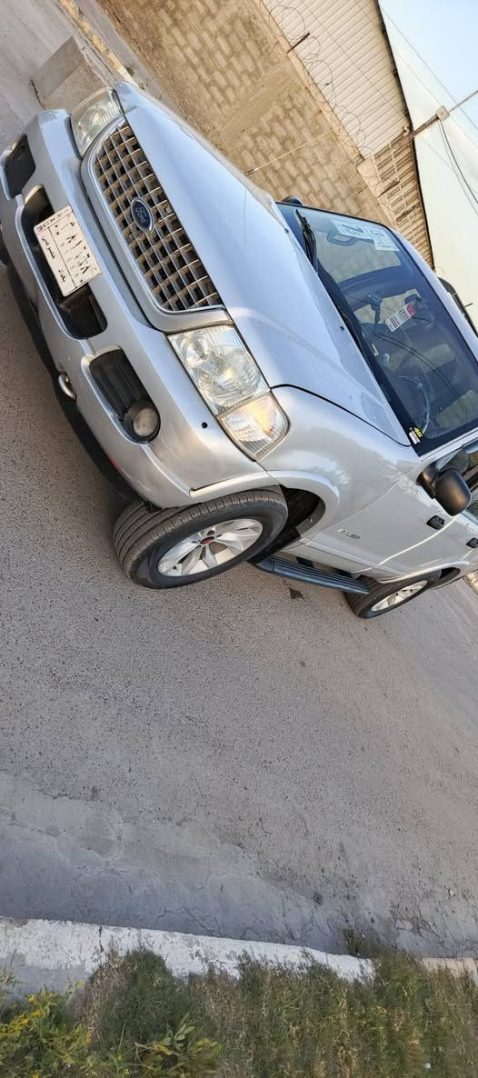 فورت اكس بلور 2002 كير مكينه تبريد كفاله داخل جديد 
حداديه جديد  تخم تاير تبريد ثلج تدفئه شغاله كهربائيات كلهه شركه. سياره متعوب. عليها مال جناي وبلعافيه للياخذهه سعرهه69وبيهه مجال  عنواني بغداد بياع  رقمي ***********   اذا تحب واتساب. بي
