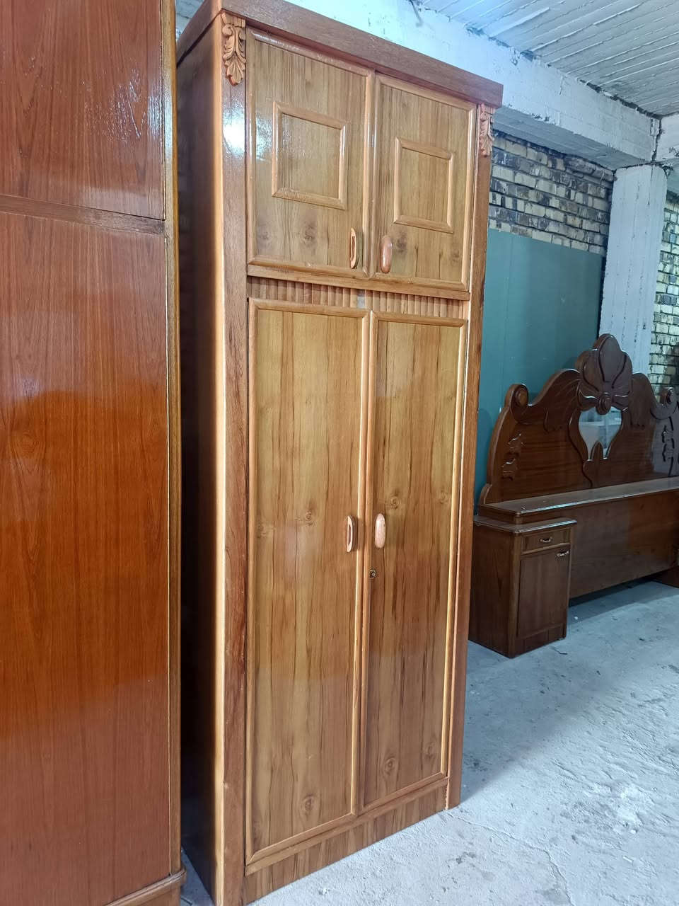 للبيع***********
