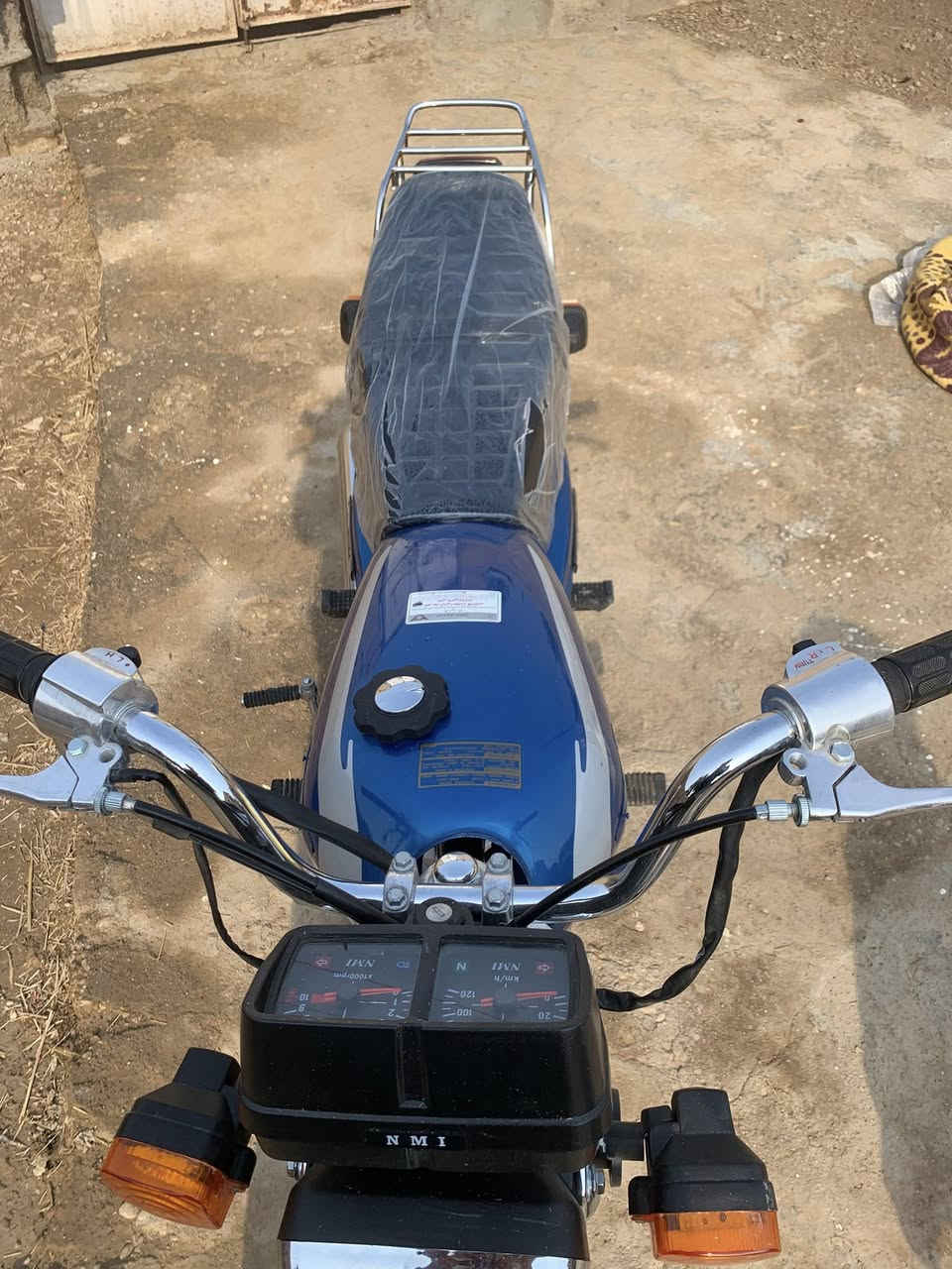 السلام عليكم دراجه للبيع ناما شلامجه تعمير ٢٦ دراجه كارتون صار ١٠ ايام من طلعته شاصي ٢٠٢٠ شلامجه 
تعمير وشاصي كله شلامجه بلاد شرط برغي تجاري مابيه 
افحص وين متريد عل وضع الشركه شرط 
لتواصل خاص او عل الرقم *********** واتساب
