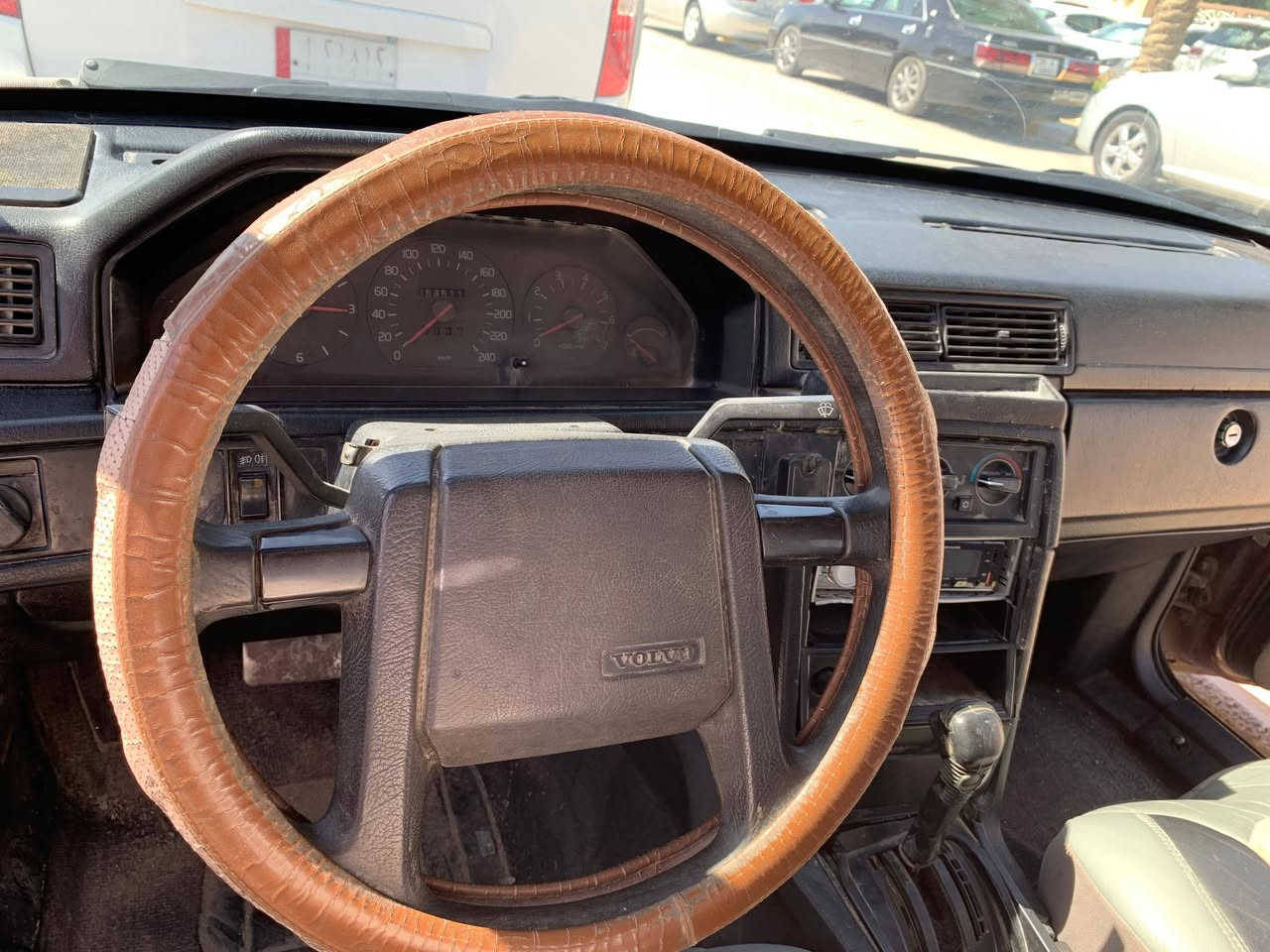 سلام عليكم فولفو للبيع
موديل 92
سياره بسمنه 
كير مكينه عل شرط 

حداديه زينه 
دواخل حلوه 
تايرات نضاف 
تبريد  عوزه بس غاز 

السعر 50وبيها مجال قليل تصال ***********
