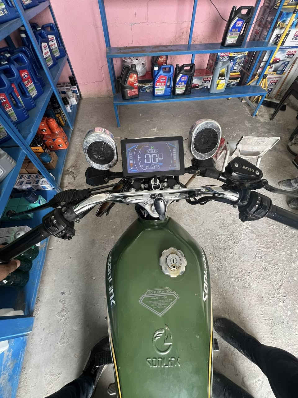 دراجة سافان للبيع موديل 24 محرك 200 كفاله عامه كهربائيات شغاله دراجه ماناقصه إي شي  تشغيل عن بعد مكان واسط العزيزيه سعر 800 وبيه مجال  الشراي ‬

‭٠٧٨٢ ٩٦٣ ٢٥٨٧‬
