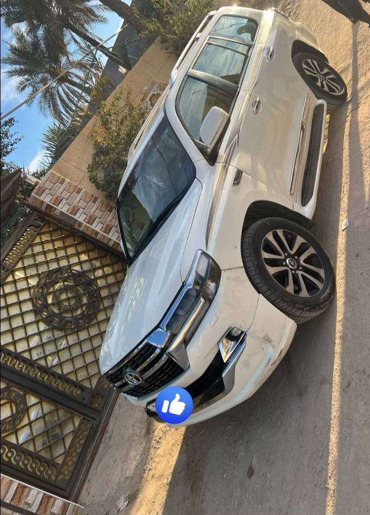 ياالله لاندكروز للبيع موديل 2016 اصل صبغ عام تتكفل شواصي ولغود مواصفات لگزز 
✅8سلندر 
✅كشنات كهرباء 
✅جنطه كهرباء 
✅شاشه بلاد 
✅+فتحه 
✅كير محرك كفاله 
✅تخم تاير جديد 
✅ تحكم ستيرن جهتين 
✅تبريد +تدفئه شغال 
✅دفع رباعي 
✅بصمه
✅ثلاجه 
✅كامره خلفيه
✅8ايرباك 
✅رادارات 
✅سعر289وبيه مجال 
✅***********
