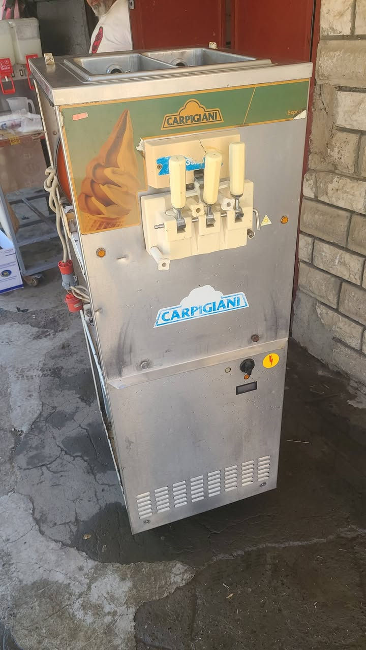 Machina carpigiani poli orinj
3ayto lmolaha  haho num ta3 malaha 3aytolo lih .
0698060441


**إذا كنت صاحب هذا الإعلان وتريد حذفه لأي سبب، رجاءا أرسل رسالة إلى الدعم الفني**