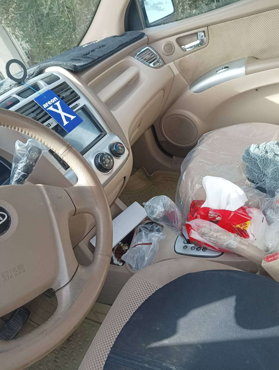 للبيع بها صبغ بنيد وجملغ محرك 4 سعر 110،،تلفون. ***********
