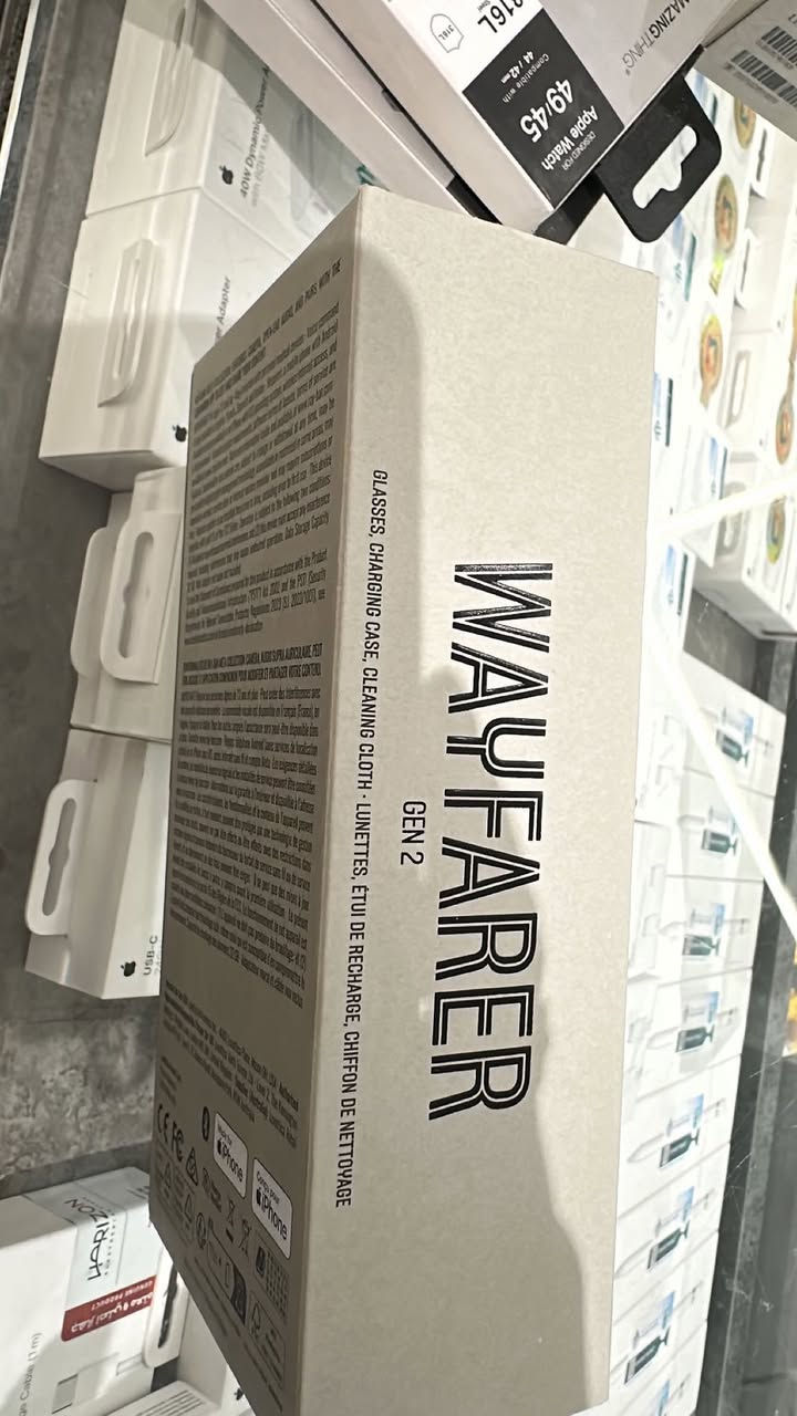 متوفر نظارات ريبان الجيل الثاني اصدار وايفر مستخدمه كجديد نظافتها١٠٠٪؜ وغراضها بعدها مامفتوحة بشعر جدا مناسب الي مايعرفها رجاءا لايطب عالواتساب ويتعبني ويتعب روحه 
لتواصل واتساب فقط
***********
متوفر توصيل لجميع محافظات العراق
