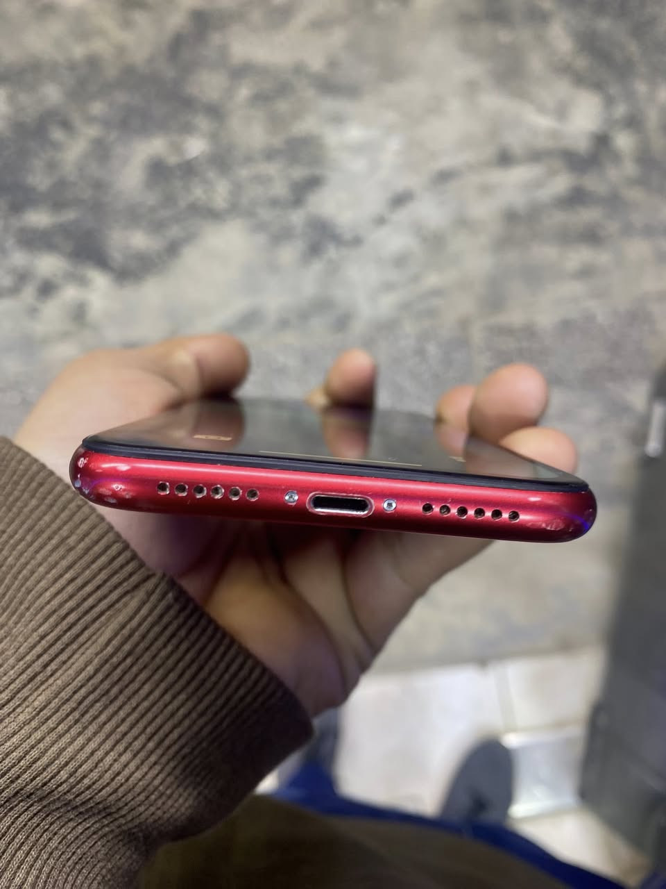 للبيع ١١ عادي ذاكرة ٢٦٥ بطارية ٧٣
مبدل شاشة  والفيس إيدي وكف فقط 

للبيع    

بي شوي شخوط بص شاصي بس مو هواي 

شراي يرسني وسعر قفل بدون عملة ١٥٠ رجآ لحد ينطي سعر من يمة ١٤٥ ما يرهم 

***********
