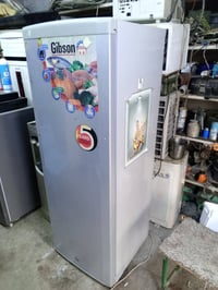 مجمدة عمودية • ٦ خانات • تجميد فول