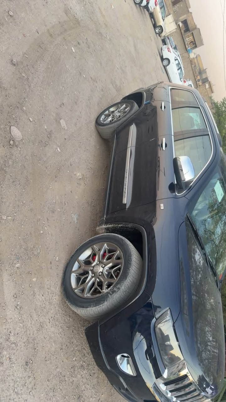 جيب كراند شيروكي خليجي لمتدد بلاص ٢٠١١ كفاله عامة من الصبغ بانورامام بصمه كشنات جلد تدفئه خزن ميموري كشنات داخل بيجي فقط بارد جاملغ نص  خلفي  رقم سليمانيه باسمي مكاني بغداد الامين الثانيه السعر 157 او مراوس حسب القناعه السياره جاهزه من تبريد من محرك من كير كفاله ***********
