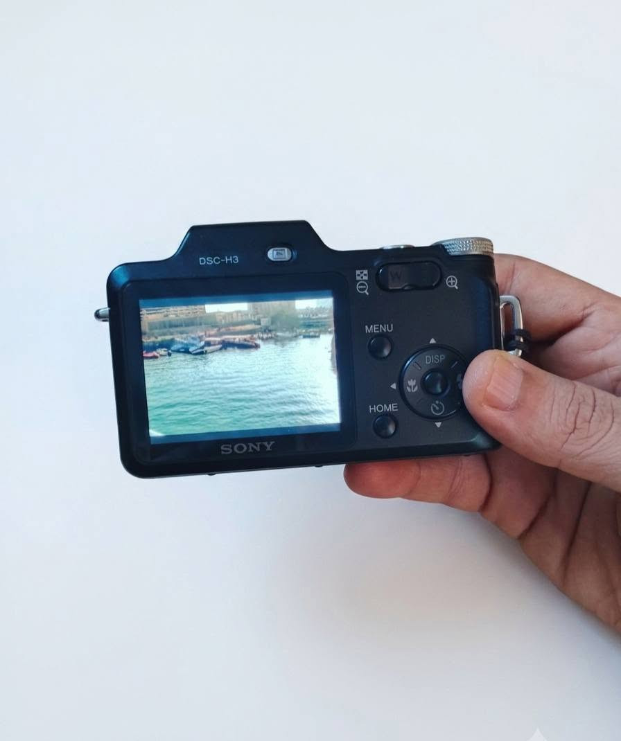 Sony Cyber-shot DSC-H3 
للبيع كامرة ديجيتال سوني نظافة عالية مع ملحقاتها


**إذا كنت صاحب هذا الإعلان وتريد حذفه لأي سبب، رجاءا أرسل رسالة إلى الدعم الفني**