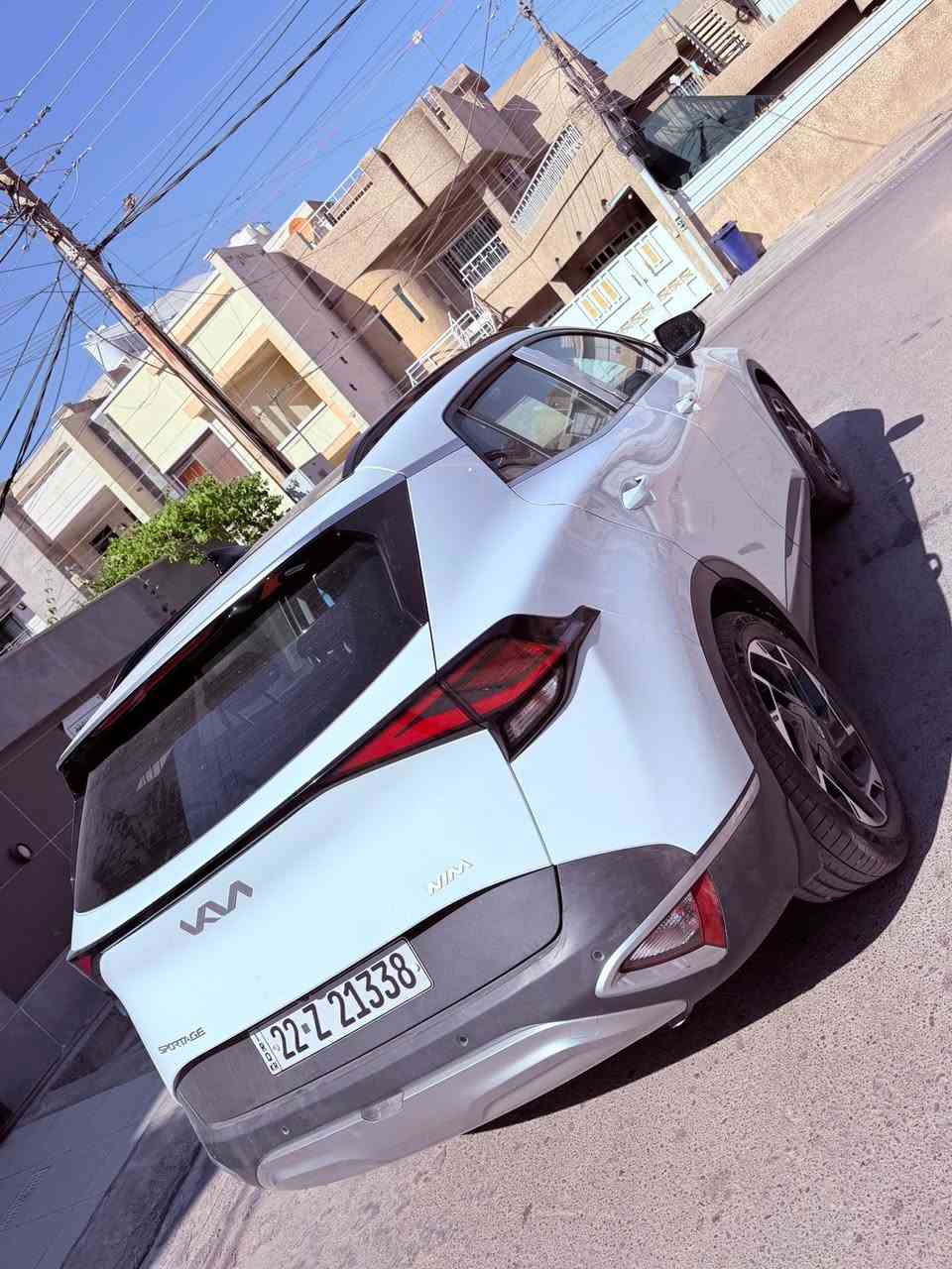 للبيع | كيا سبورتج 2025 خليجي – فول مواصفات

🚗 كيا سبورتج موديل 2025 (خليجي)
✔️ كفالة عامة
✔️ ماشية 15 ألف كم فقط
✔️ رقم اربيل 
✔️ الموقع: بغداد / السيدية 
✔️ بعدها بنايلون الشركة

المواصفات:

* سقف بانوراما
* نظام النقطة العمياء
* مقاعد أمامية كهربائية
* جنطة كهربائية
* إضاءة داخلية (Ambient Light)
* شحن لاسلكي
* تدفئة للمقاعد الأمامية والمقود
* حساسات أمامية وخلفية
* كاميرا خلفية
* أنظمة قيادة متعددة
* نظام Auto Hold
* بالإضافة إلى مواصفات أخرى عديدة.

💰 السعر: 232 ورقة 

📍 الموقع: بغداد / السيدية 

📞 للاستفسار:
***********

ا
