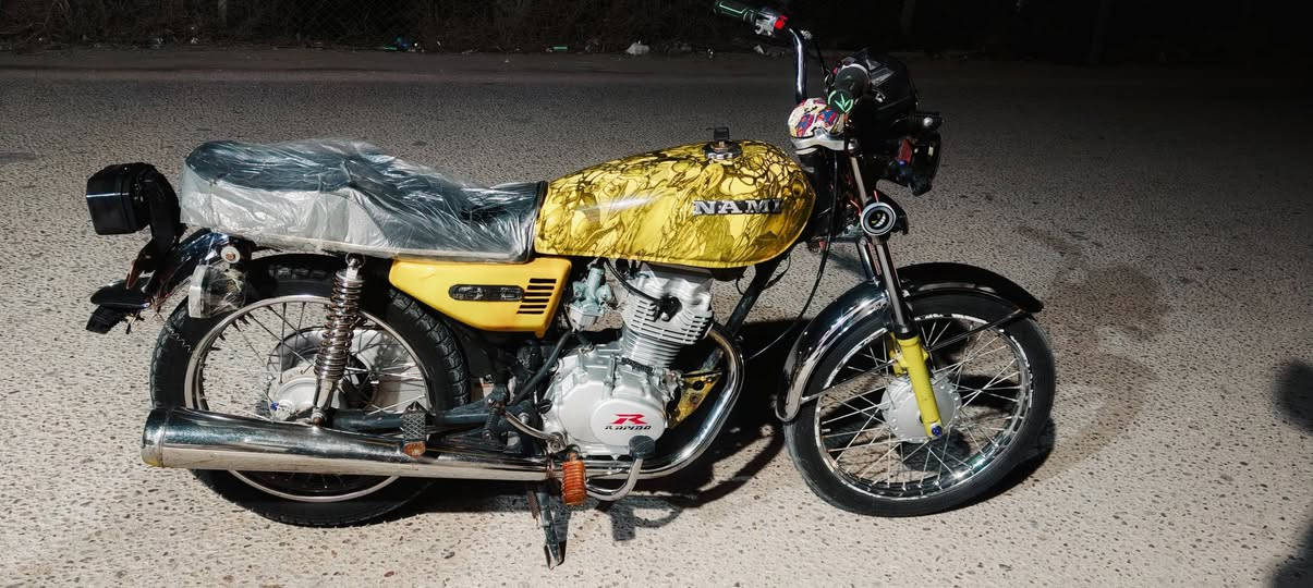 سلام عليكم دراجه اورا ارشه مديل 20  محرك 24 دراجه نظيفه كلشي شغال بيه جاهزه اترايك شلامجه مكان ناصريه سوك شيوخ سعر 650..... ***********
