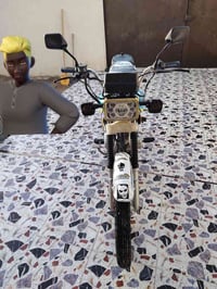 ايراني موديل 23 محرك ممفتوح صالنصه رياضي   بيهه كمرك تروح تسحب واجهيه ...