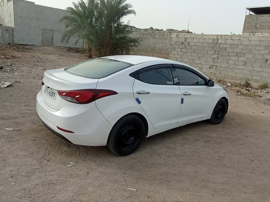 سلام عليكم النتره وارد خليجي محرك وكير كفاله تخم تاير حداده جديده تبريد شقال سعر 87بيهه مجال قليل مديل 2014رقم  *********** البصرة, العراق
