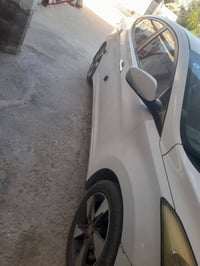 النترا ٢٠١٣ نظيفه مثل ما مبين بلصور جاهزه وخير من الله السعر ١١٠ وبيه ...