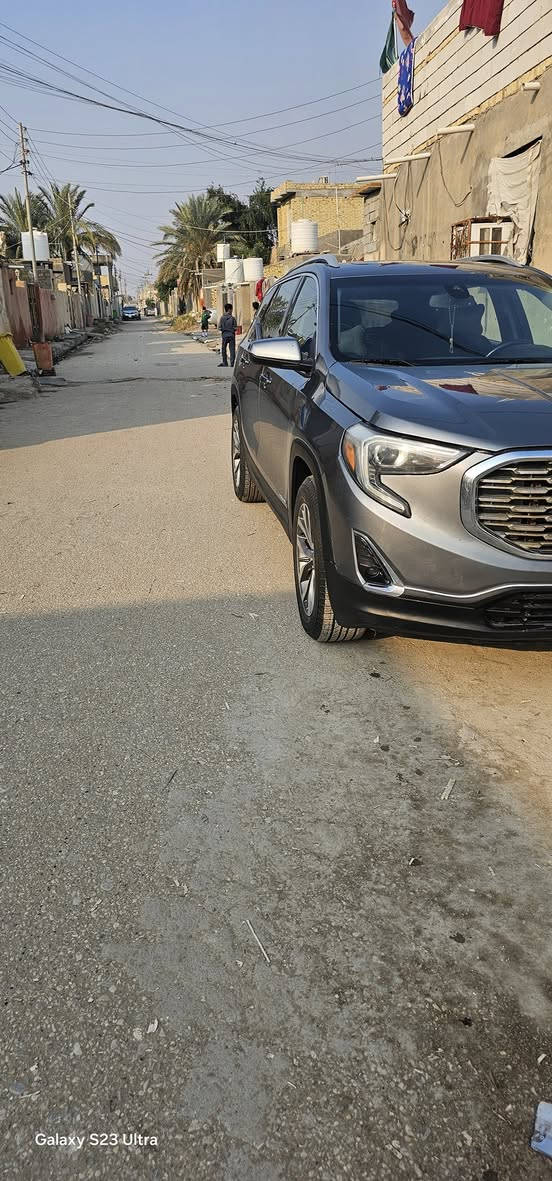 للبيع او مراوس جمسي تيران موديل 18 معوقين باقيله ست اشهر وتتحول سياره فول للاخير وبيه صبغ حزام اثر شخوط سعر 157 وبيه مجال ***********
