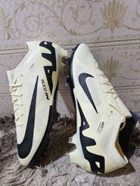 لابجين • نايك زوم • مقاس ٤٣