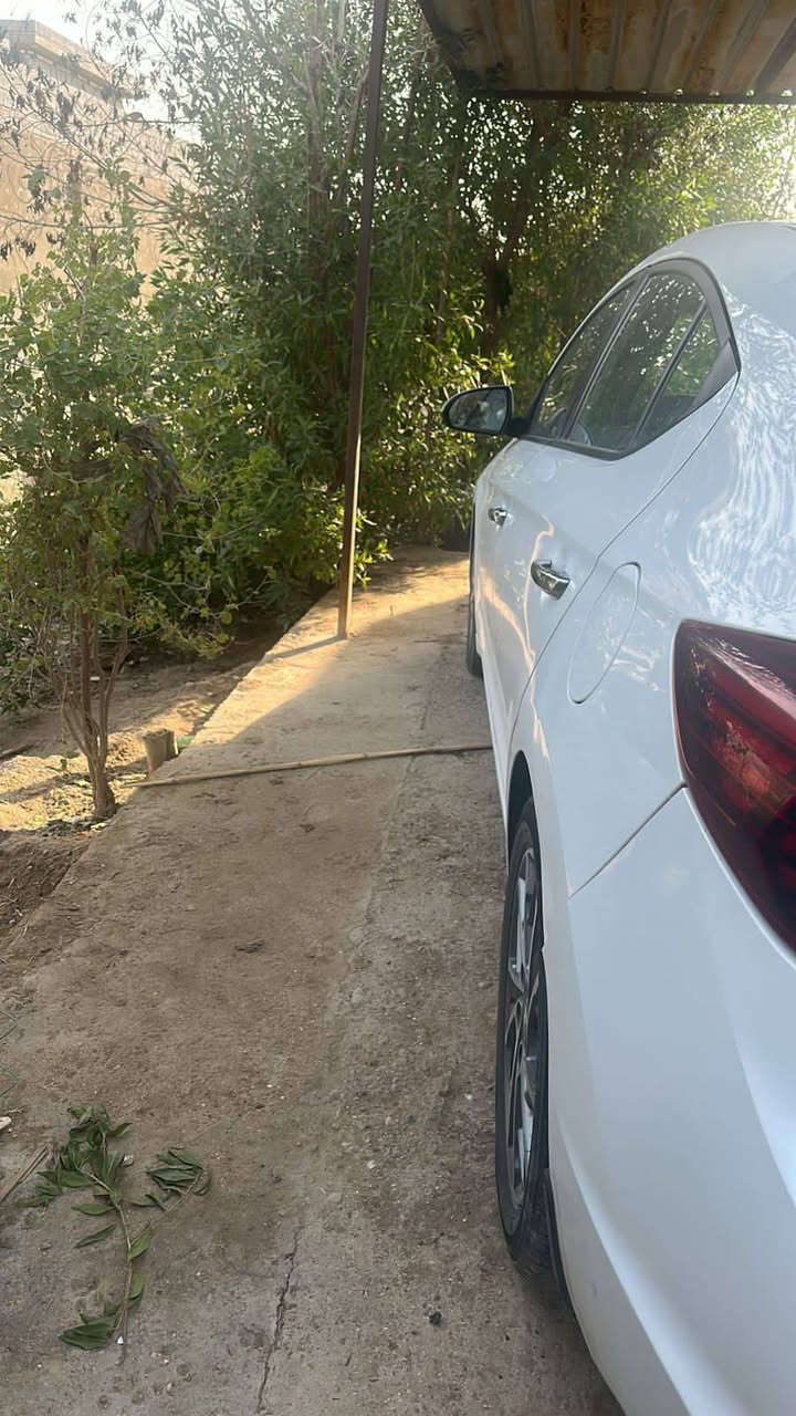 سلام عليكم النتره خليجي مديل 20مكفوله فول مواصفات رقم بغداد جديد بسمي سعر 168 ماشيه 90المكان كربلاء تفاصيل ***********
