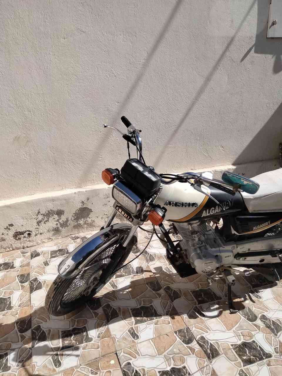 دراجع اربع كير محرك غطاس موديل 21 .مال جناي اروح بيه للشغل وارجع نضيفه فول مال جناي اني مطلعه من الوكيل يوم 22/12 ثلاث ايام عن 22 السعر 600 بيه مجال قليل اتصال *********** بلاديه النجف حي ميسان
